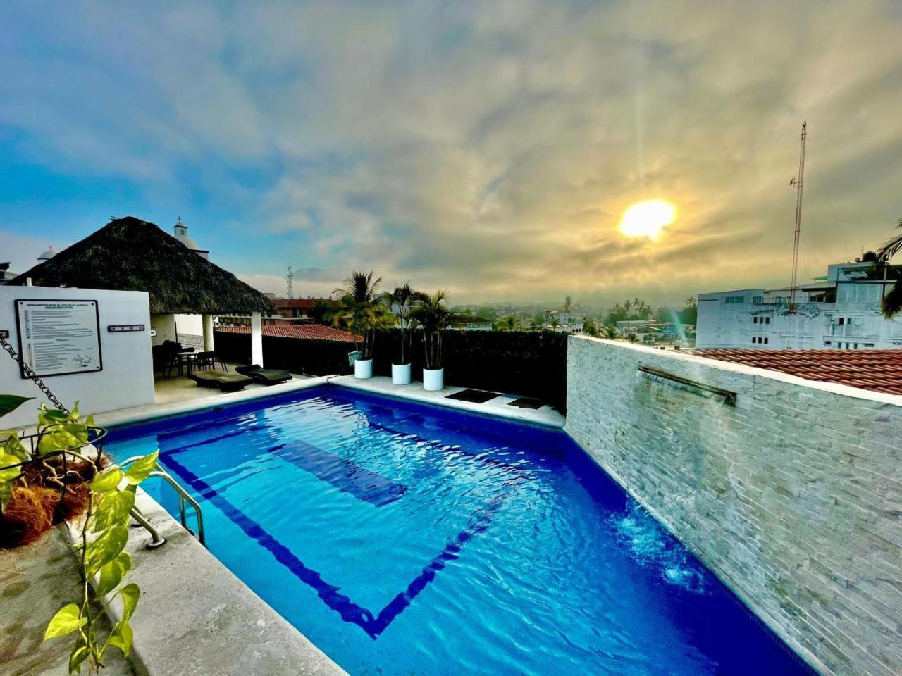 Hotel Suites Mar Elena (Adults Only) Puerto Vallarta Eksteriør billede
