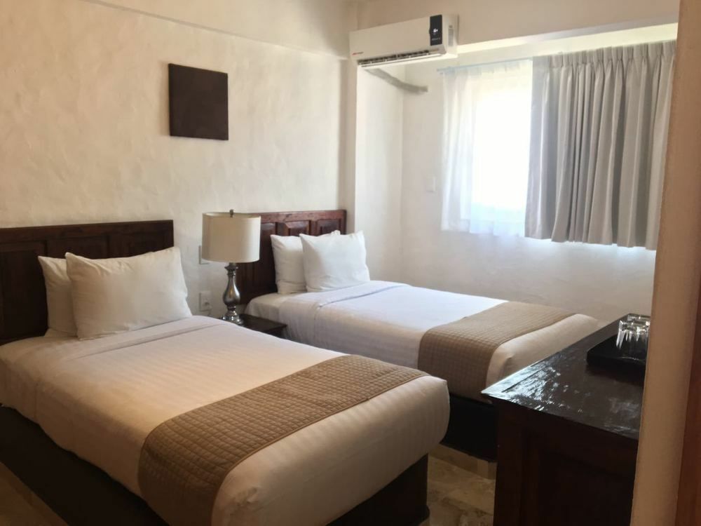 Hotel Suites Mar Elena (Adults Only) Puerto Vallarta Eksteriør billede